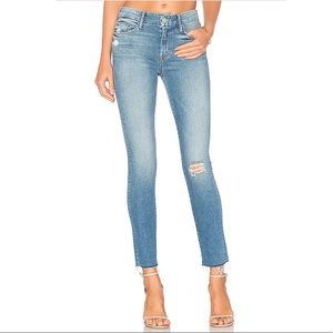 NWT Mother The Looker Ankle Fray Jeans in wash Love Gun Size 31